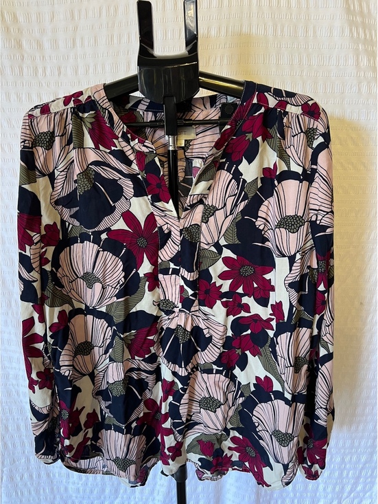 LOFT Tops - Loft Sz XL Floral Top